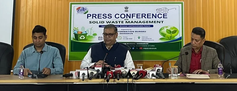 ठोस अपशिष्ट प्रबंधन से निपटने के लिए जमीनी स्तर पर जनप्रतिनिधियों और नागरिकों की सक्रिय भागीदारी आवश्यक: डॉ…